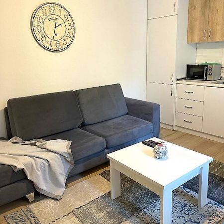 Apartment In The New Bazaar Of Tirana - Hana Blu Екстериор снимка