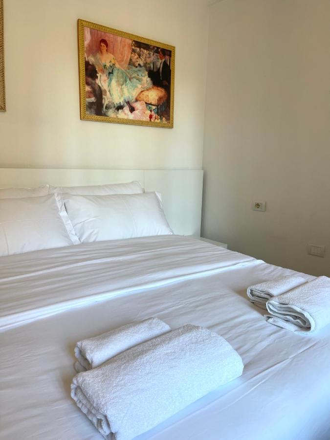 Apartment In The New Bazaar Of Tirana - Hana Blu Екстериор снимка
