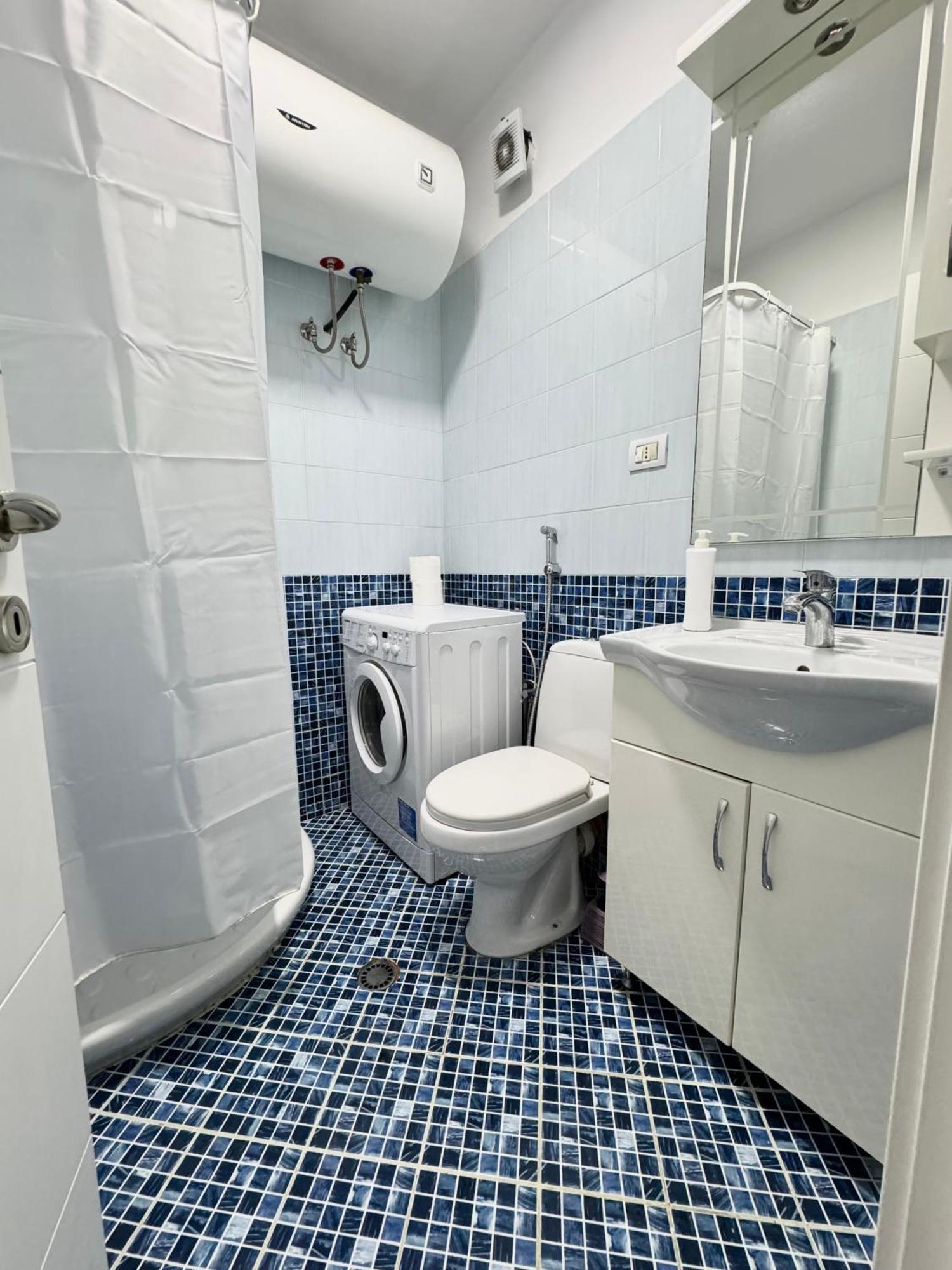 Apartment In The New Bazaar Of Tirana - Hana Blu Екстериор снимка